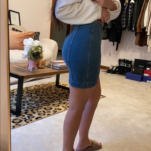 Free People Modern Femme Denim Skirt size 4 - Picture 3 of 5